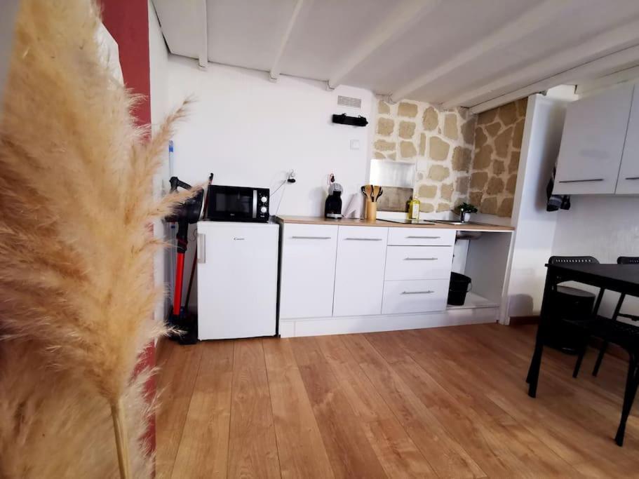 Centre Ville Montpellier - Appartement Au Coeur De L'Ecusson Exteriör bild